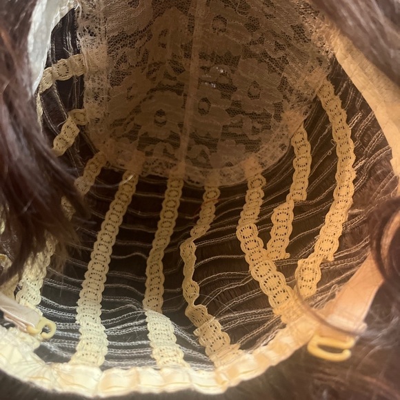 NEW Gnimegil Synthetic Wig Layered Brown Highlights Short Cute! - Picture 8 of 11